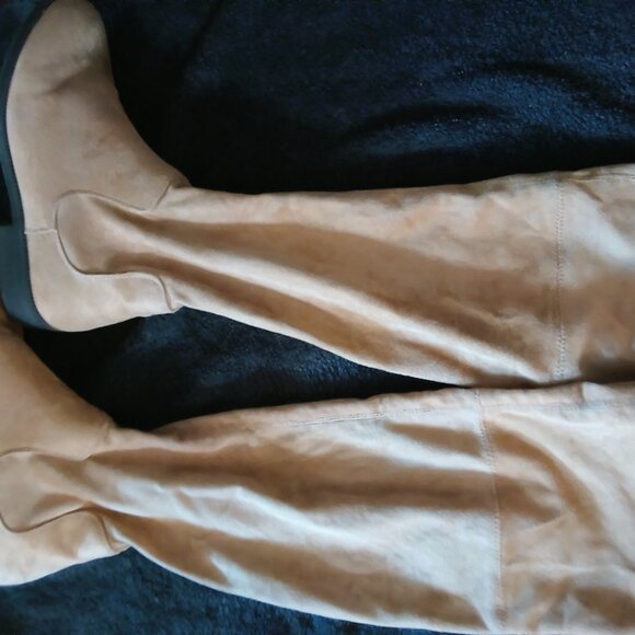 so knee high  boots - Picture 2 of 5